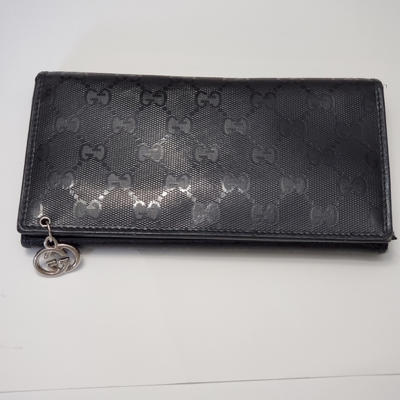 Gucci Embossed Black Women's Wallet. Gently Used - Picture 1 of 9